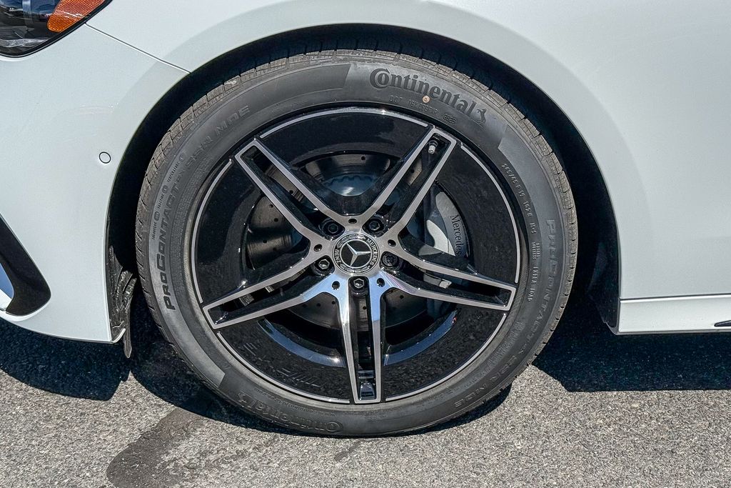 Thumbnail: 2026 Mercedes-Benz E-Class - 10