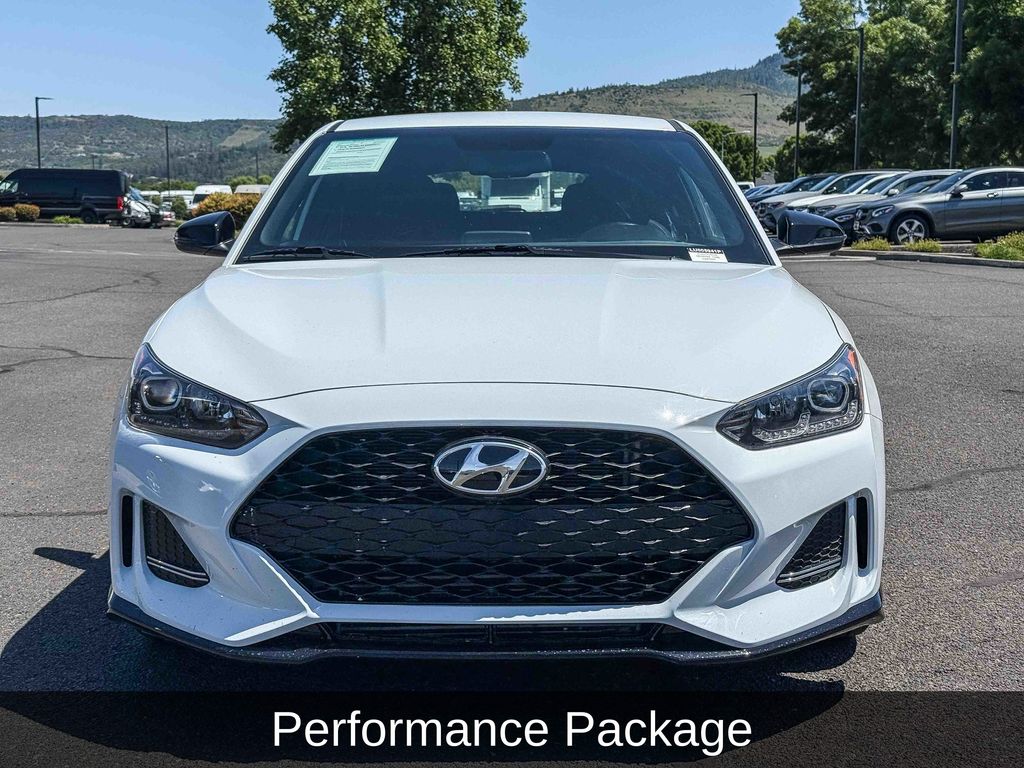 Thumbnail: 2020 Hyundai Veloster - 3