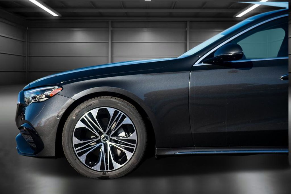 Thumbnail: 2025 Mercedes-Benz E-Class - 11