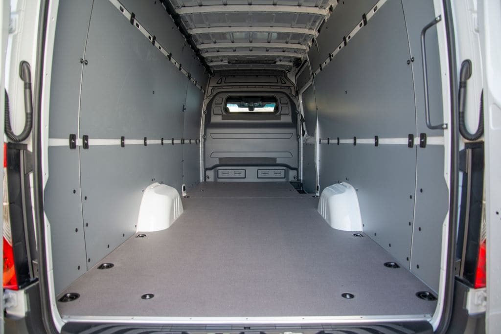 Thumbnail: 2026 Mercedes-Benz Sprinter - 20