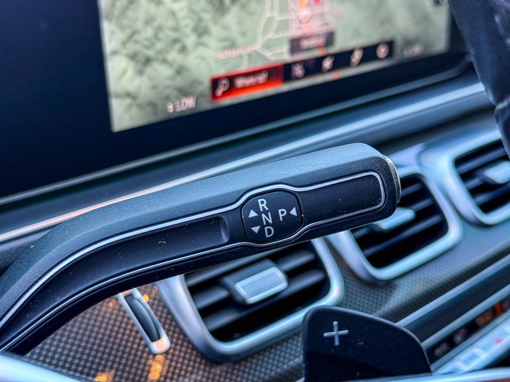 Thumbnail: 2020 Mercedes-Benz GLE - 24