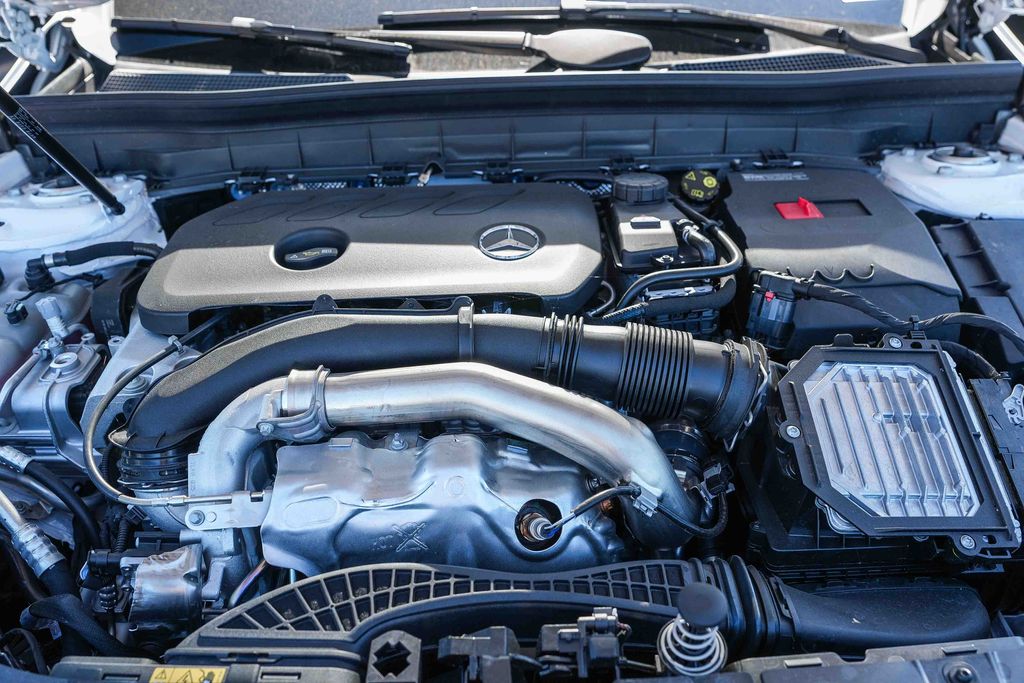 Thumbnail: 2026 Mercedes-Benz GLB - 27