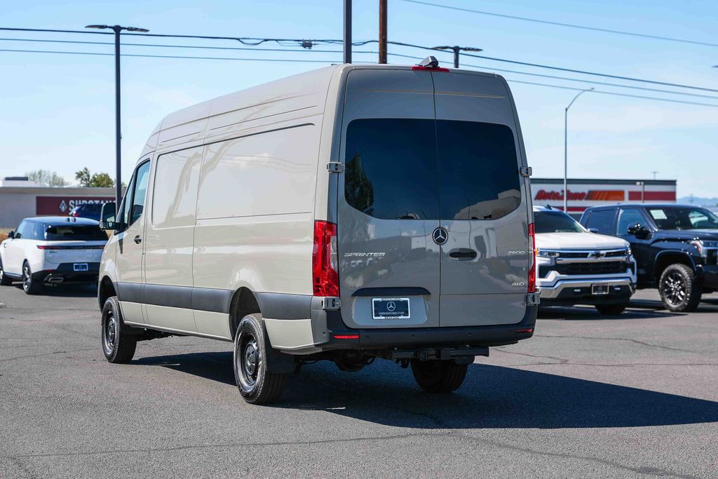 Thumbnail: 2026 Mercedes-Benz Sprinter - 8