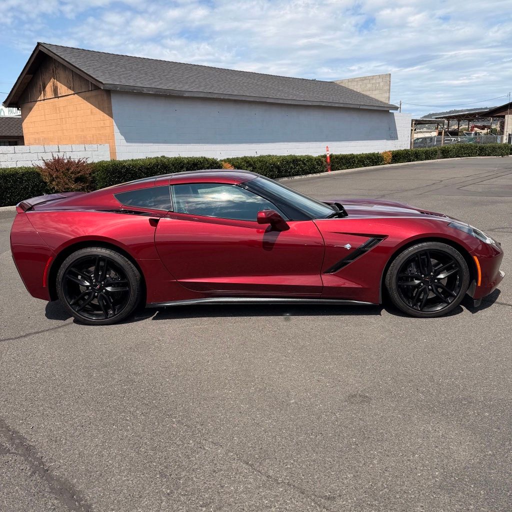 Thumbnail: 2017 Chevrolet Corvette - 7