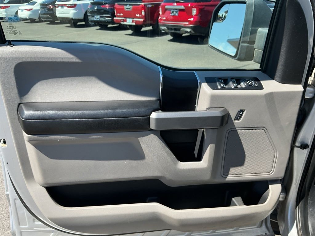 Thumbnail: 2015 Ford F-150 - 13