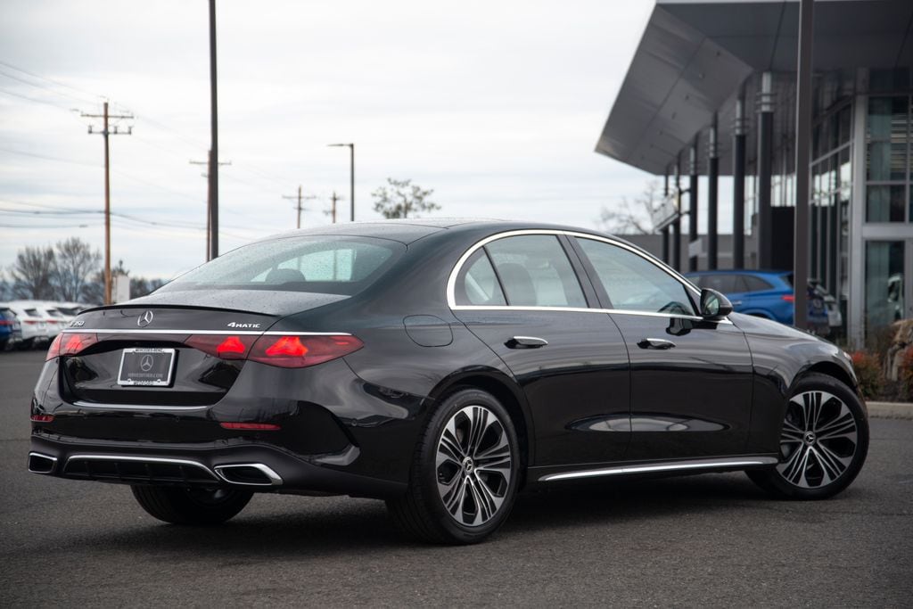 Thumbnail: 2026 Mercedes-Benz E-Class - 8