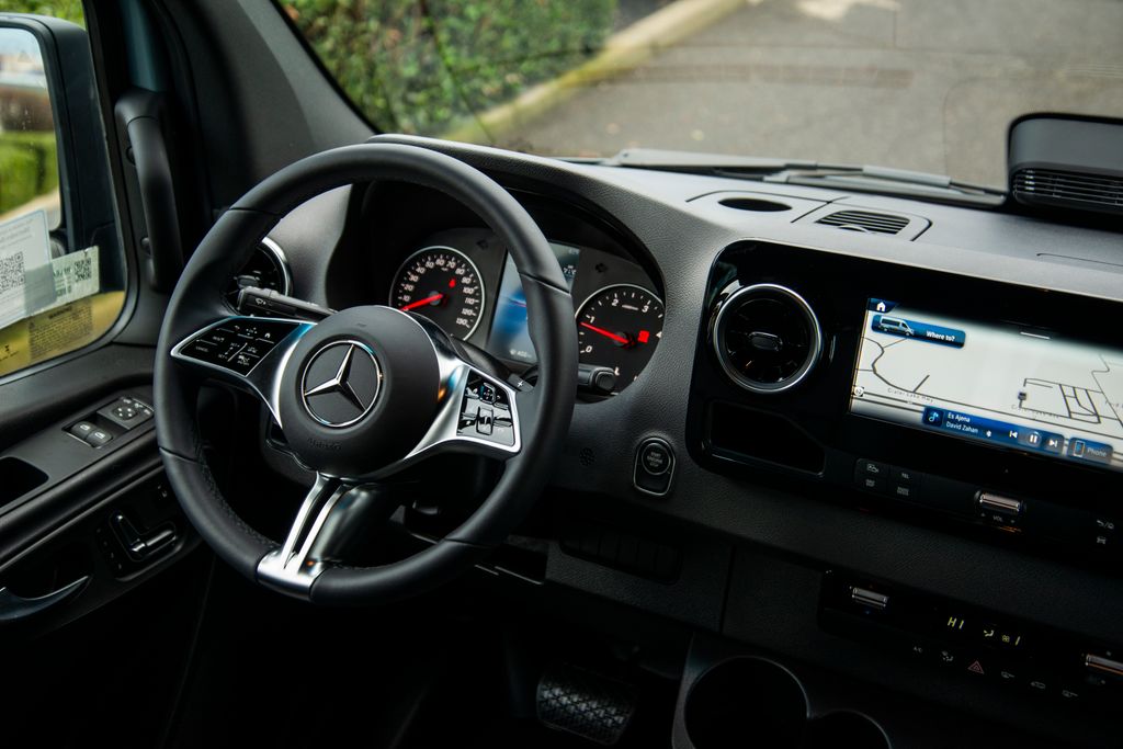 Thumbnail: 2026 Mercedes-Benz Sprinter - 18