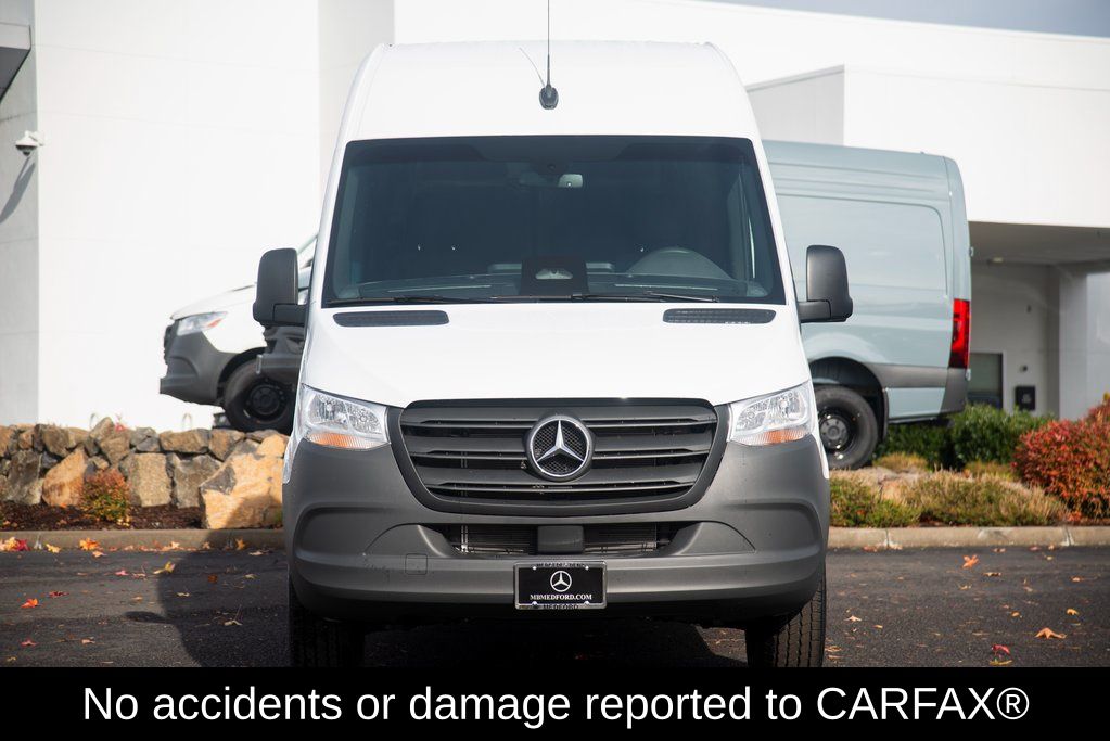 Thumbnail: 2025 Mercedes-Benz Sprinter - 2