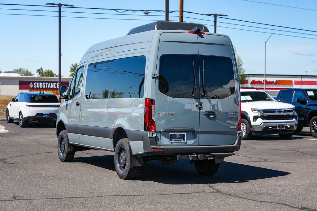 Thumbnail: 2026 Mercedes-Benz Sprinter - 8