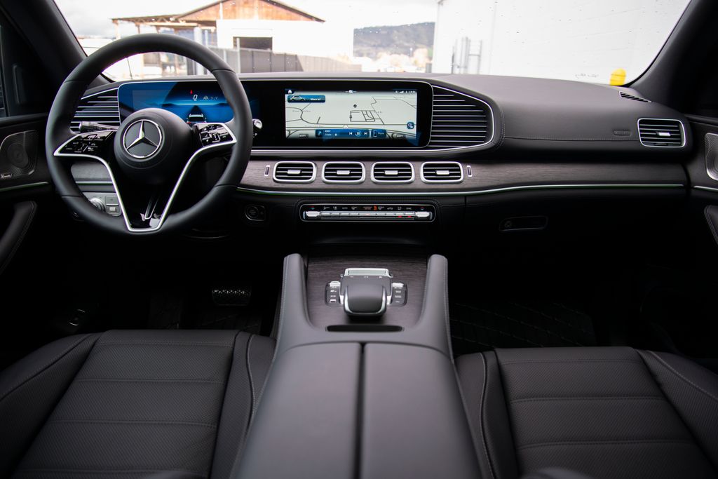 Thumbnail: 2026 Mercedes-Benz GLE - 17