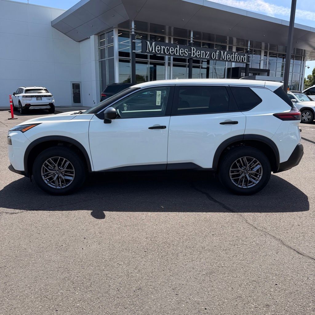 Thumbnail: 2023 Nissan Rogue - 2