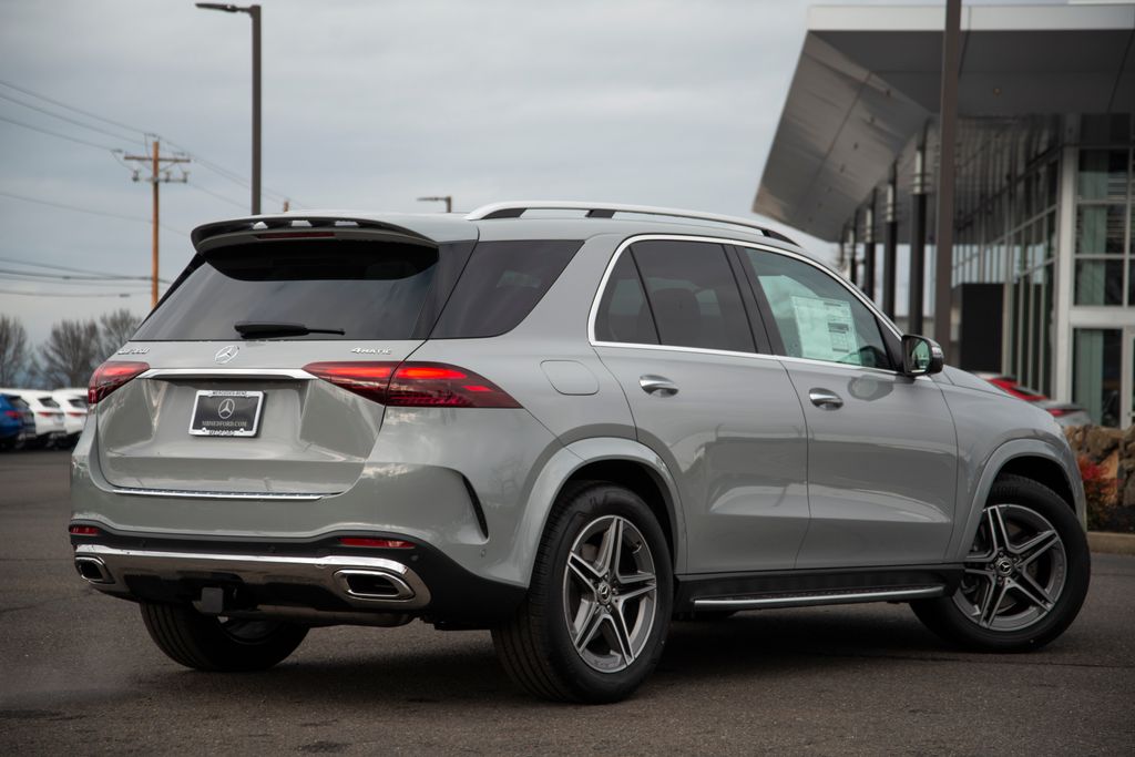 Thumbnail: 2026 Mercedes-Benz GLE - 8