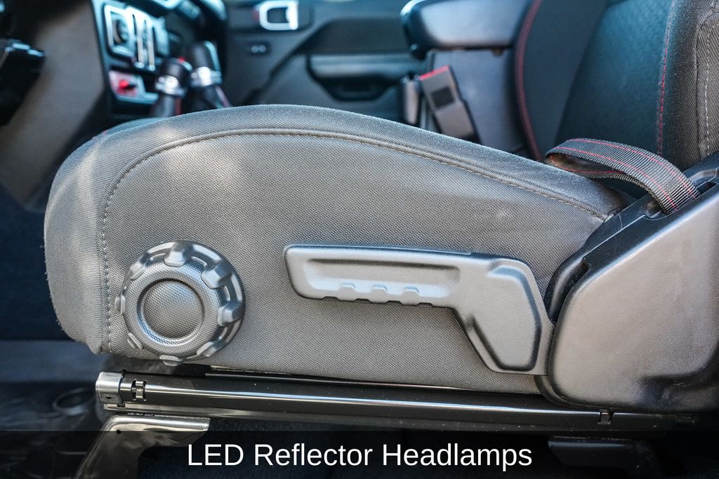 Thumbnail: 2020 Jeep Gladiator - 23