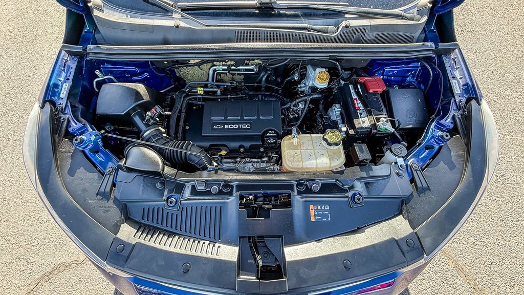 Thumbnail: 2017 Chevrolet Trax - 26