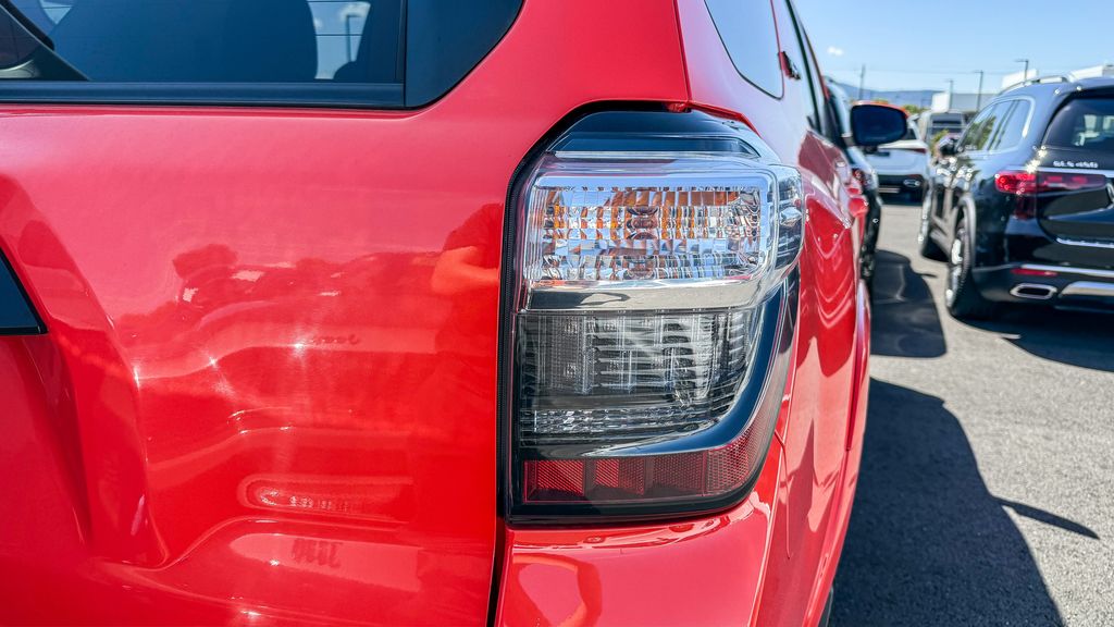 Thumbnail: 2023 Toyota 4Runner - 6