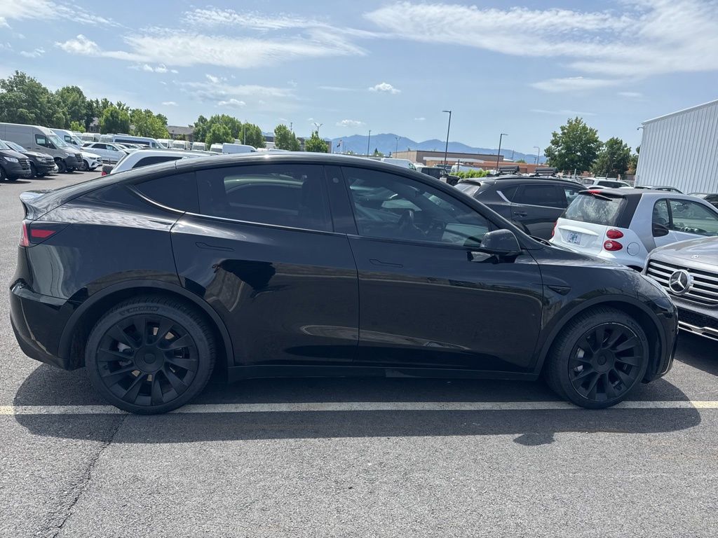 Thumbnail: 2021 Tesla Model Y - 5