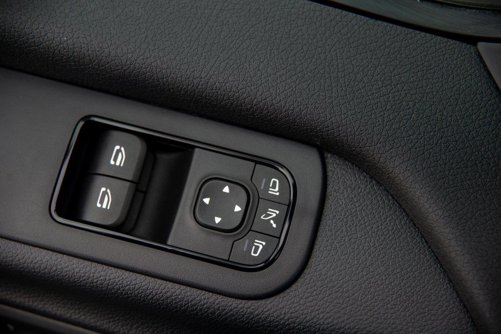 Thumbnail: 2025 Mercedes-Benz Sprinter - 27