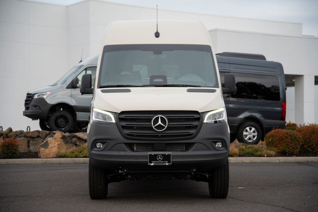 Thumbnail: 2026 Mercedes-Benz Sprinter - 2