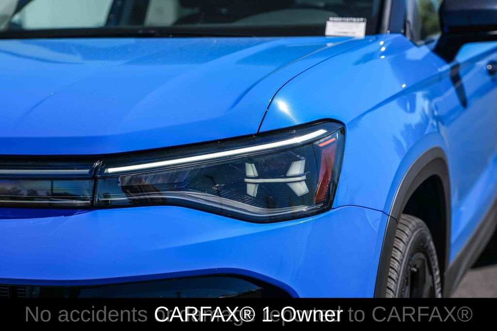 Thumbnail: 2025 Volkswagen Taos - 2