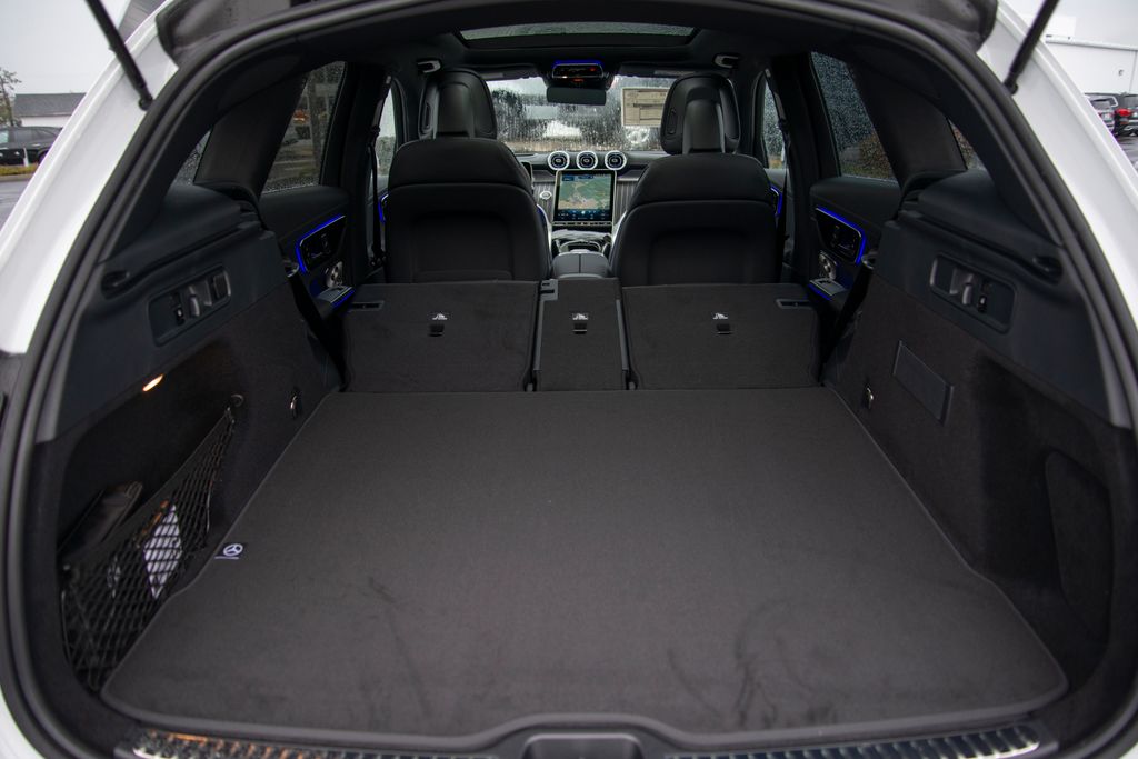 Thumbnail: 2026 Mercedes-Benz GLC - 23