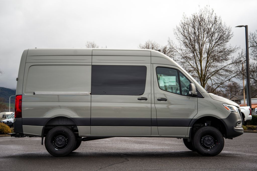 Thumbnail: 2026 Mercedes-Benz Sprinter - 5