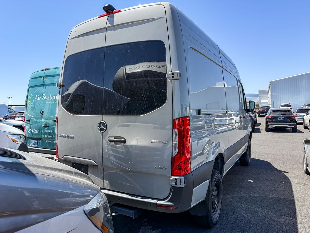 Thumbnail: 2026 Mercedes-Benz Sprinter - 6