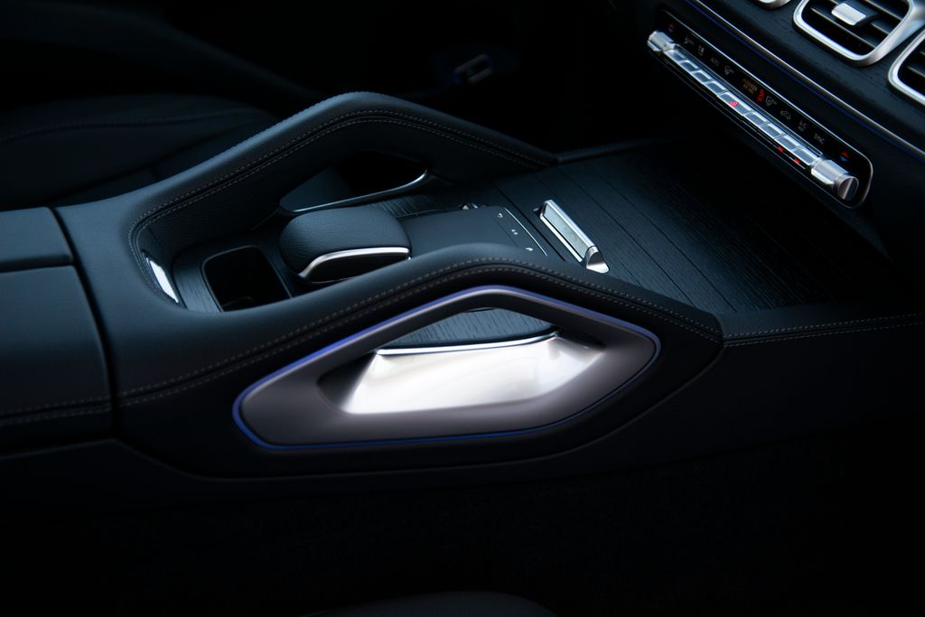 Thumbnail: 2026 Mercedes-Benz GLE - 21