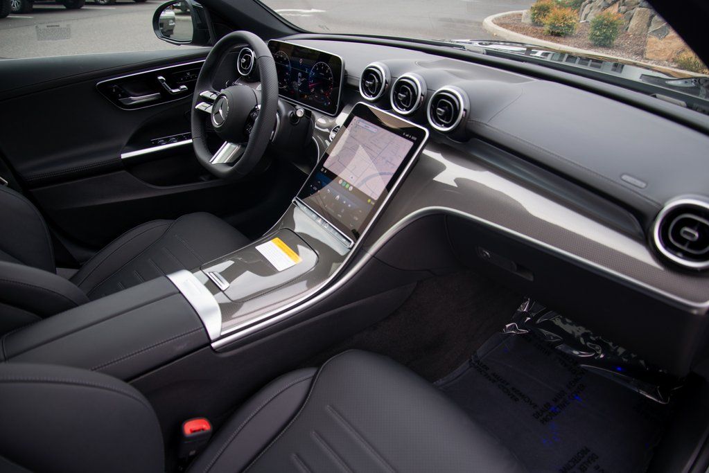 Thumbnail: 2025 Mercedes-Benz C-Class - 20