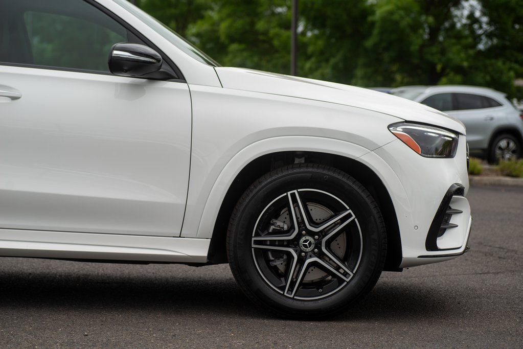Thumbnail: 2025 Mercedes-Benz GLE - 10