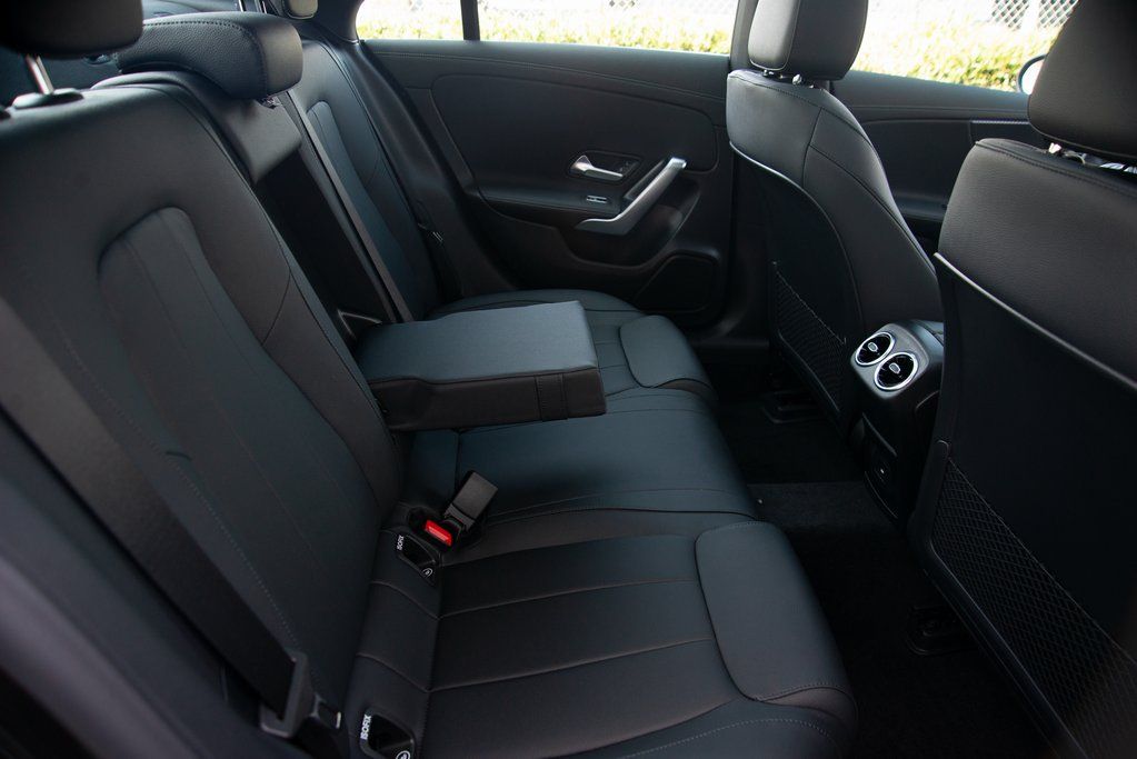 Thumbnail: 2025 Mercedes-Benz CLA - 25