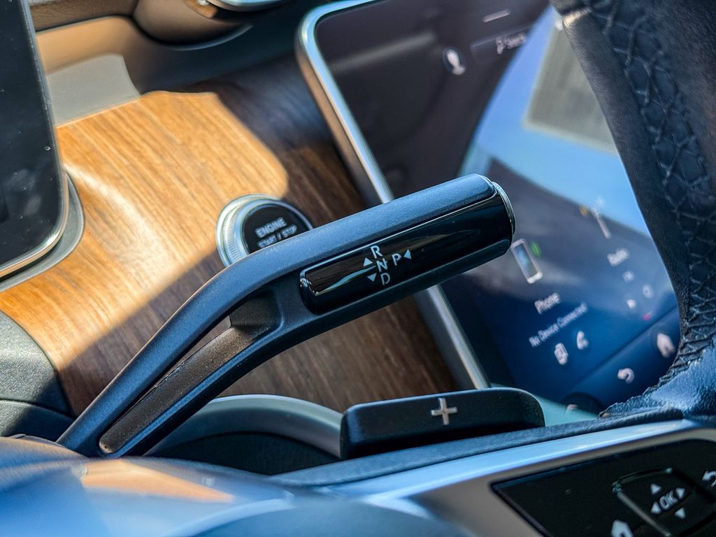 Thumbnail: 2022 Mercedes-Benz C-Class - 23