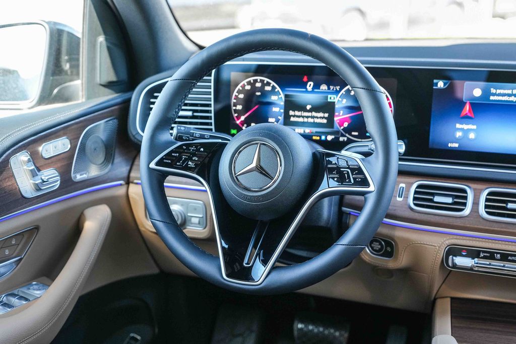 Thumbnail: 2026 Mercedes-Benz GLE - 15