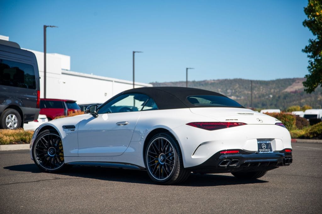 Thumbnail: 2026 Mercedes-Benz SL-Class - 7