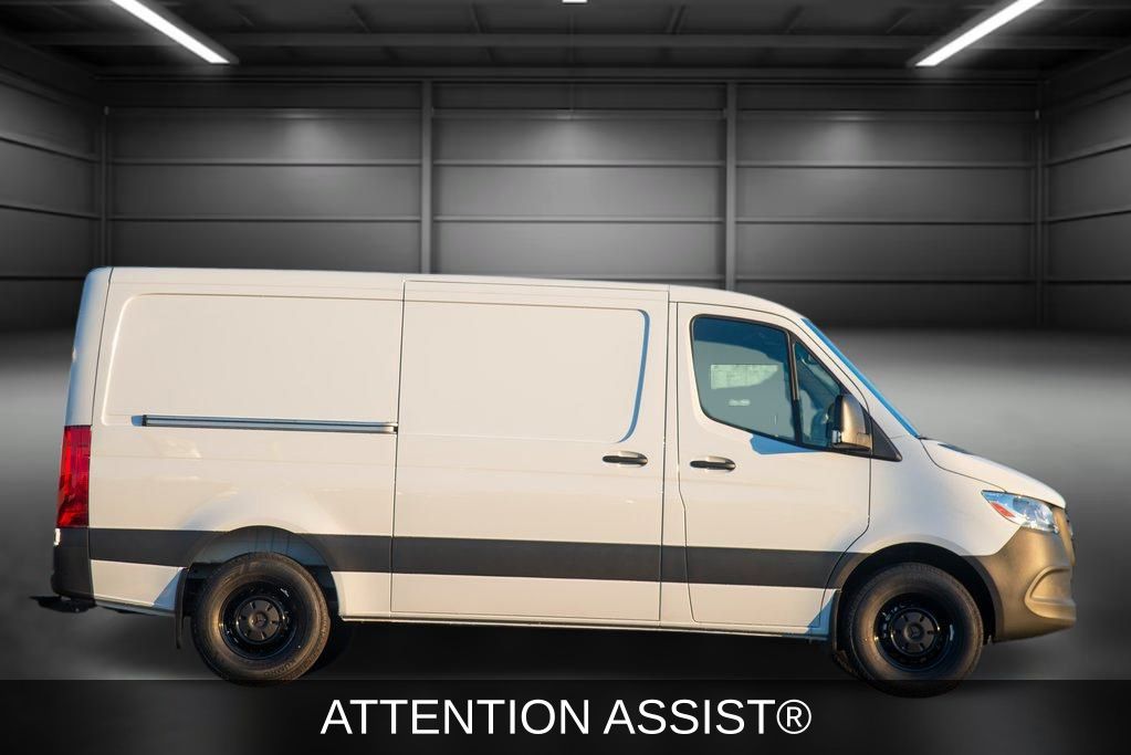 Thumbnail: 2025 Mercedes-Benz Sprinter - 7