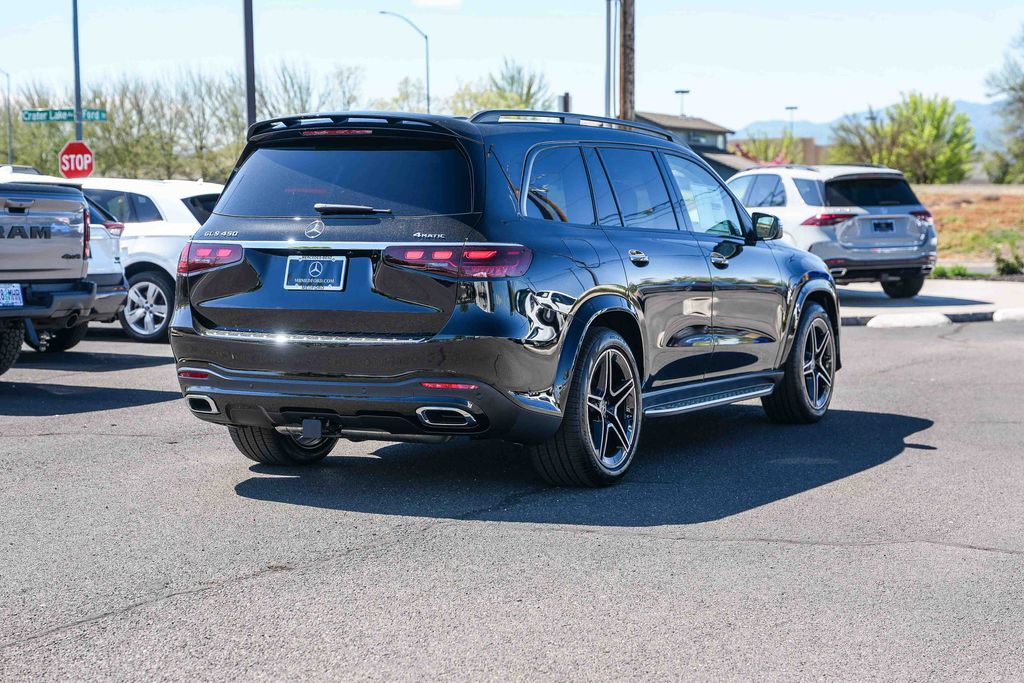 Thumbnail: 2026 Mercedes-Benz GLS - 4