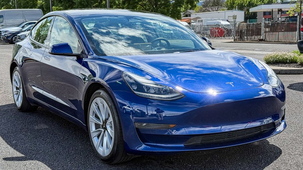 Thumbnail: 2023 Tesla Model 3 - 5