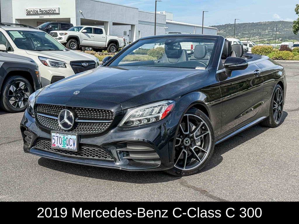 2019 Mercedes-Benz C-Class C300's photo