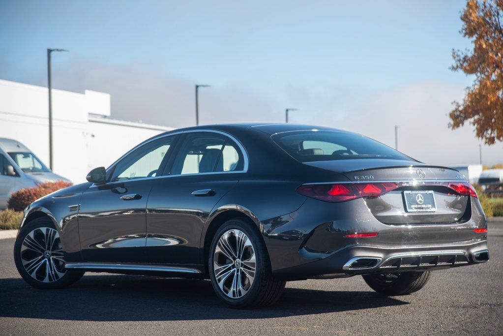 Thumbnail: 2025 Mercedes-Benz E-Class - 12