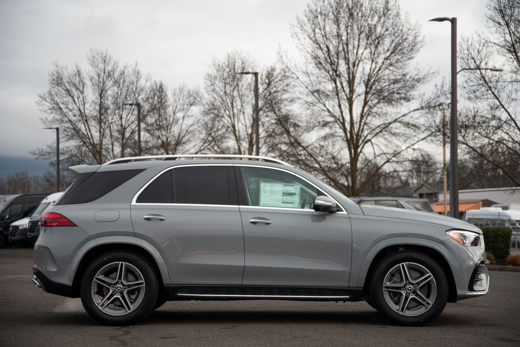 Thumbnail: 2026 Mercedes-Benz GLE - 5