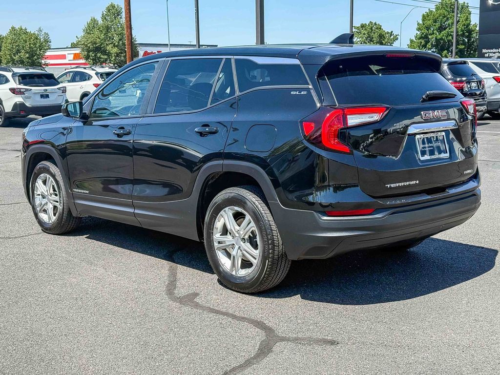 Thumbnail: 2024 GMC Terrain - 8