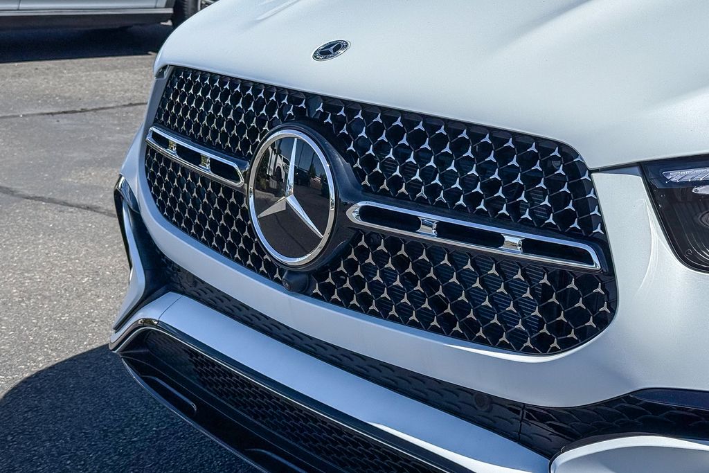 Thumbnail: 2026 Mercedes-Benz GLE - 7