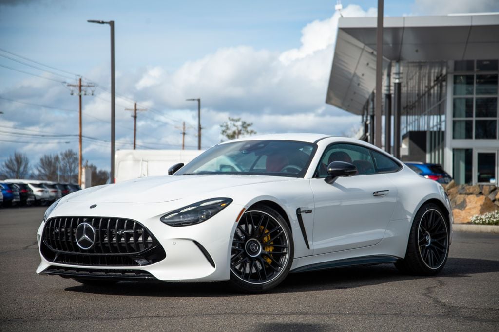 Thumbnail: 2026 Mercedes-Benz AMG GT - 1