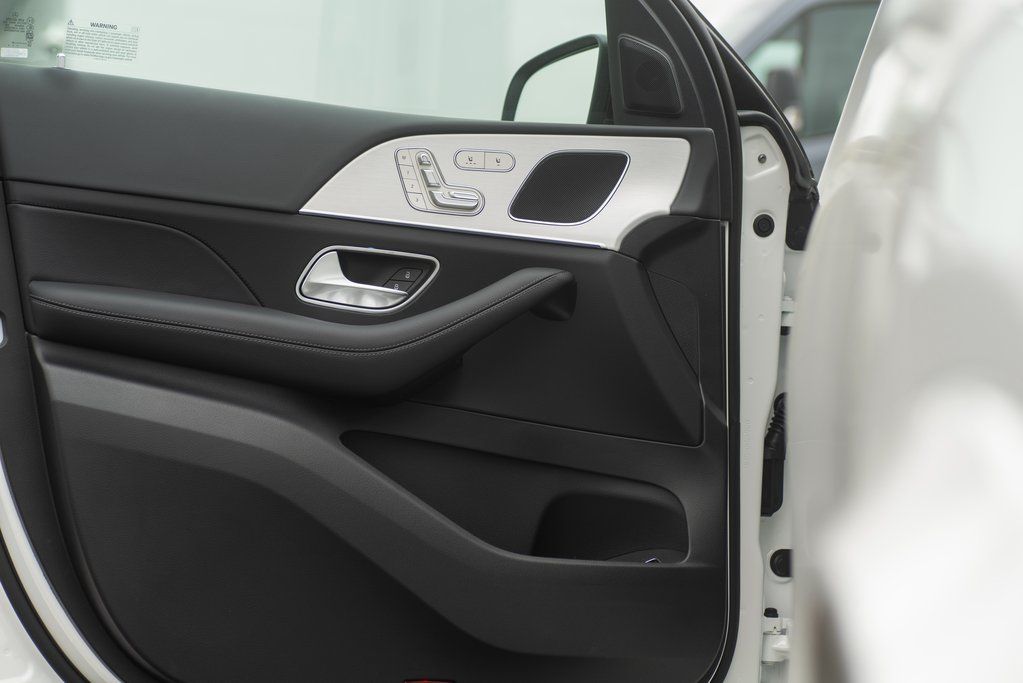 Thumbnail: 2025 Mercedes-Benz GLE - 20