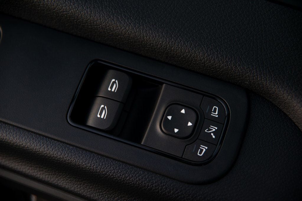 Thumbnail: 2025 Mercedes-Benz Sprinter - 28