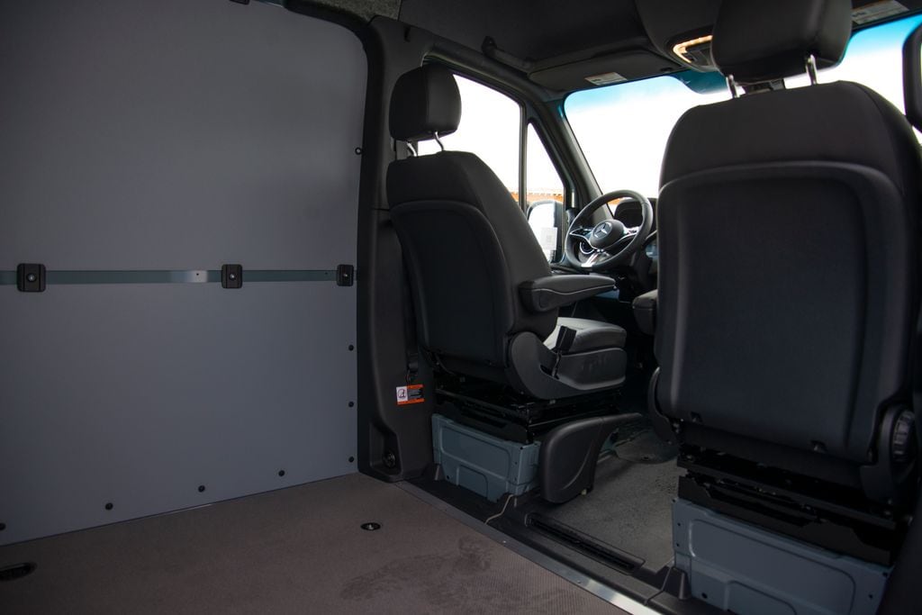 Thumbnail: 2026 Mercedes-Benz Sprinter - 18