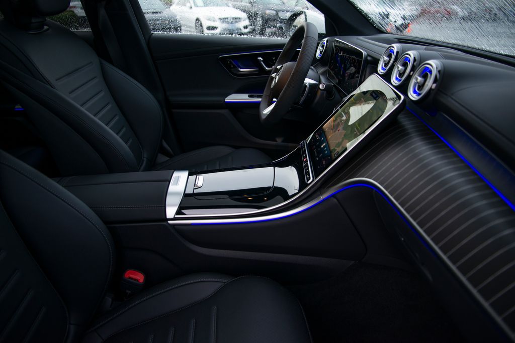 Thumbnail: 2026 Mercedes-Benz GLC - 19