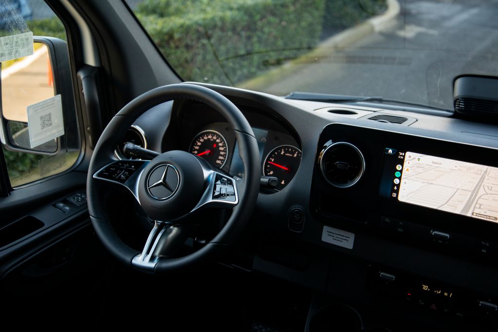 Thumbnail: 2026 Mercedes-Benz Sprinter - 17