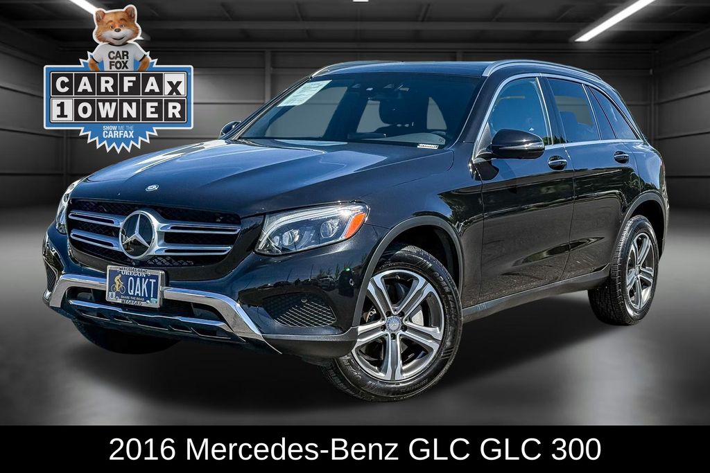 2016 Mercedes-Benz GLC 300 -
                  Medford, OR