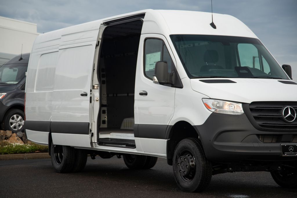 Thumbnail: 2026 Mercedes-Benz Sprinter - 6