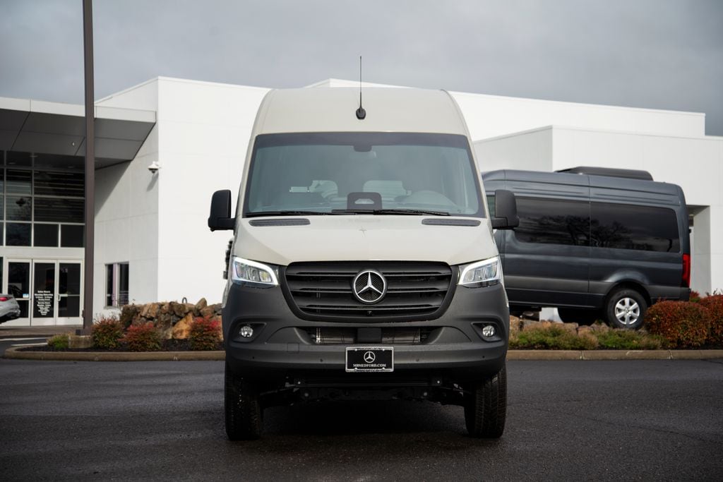 Thumbnail: 2026 Mercedes-Benz Sprinter - 2